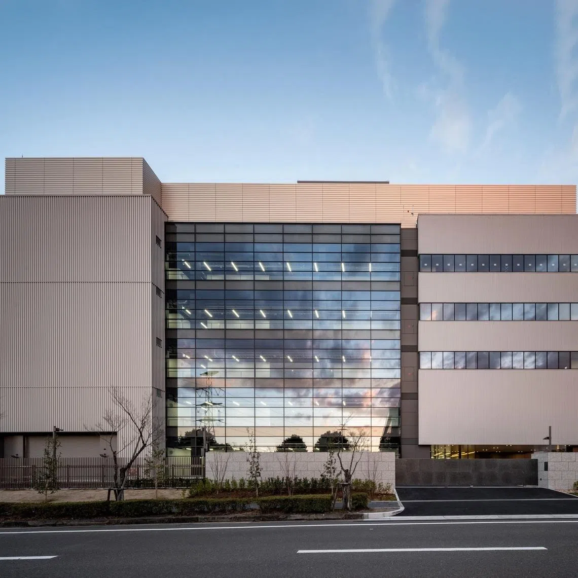 The Reit is entering Japan through the acquisition of a 49 per cent interest in a Tier 3 hyperscale data centre in Osaka for $620.7 million. 