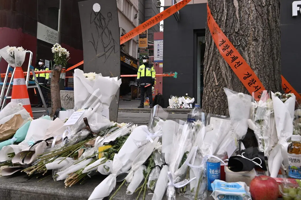 Lawmakers urged minister Lee Sang-min to take responsibility for the botched response to the crowd surge that killed 159 people. 