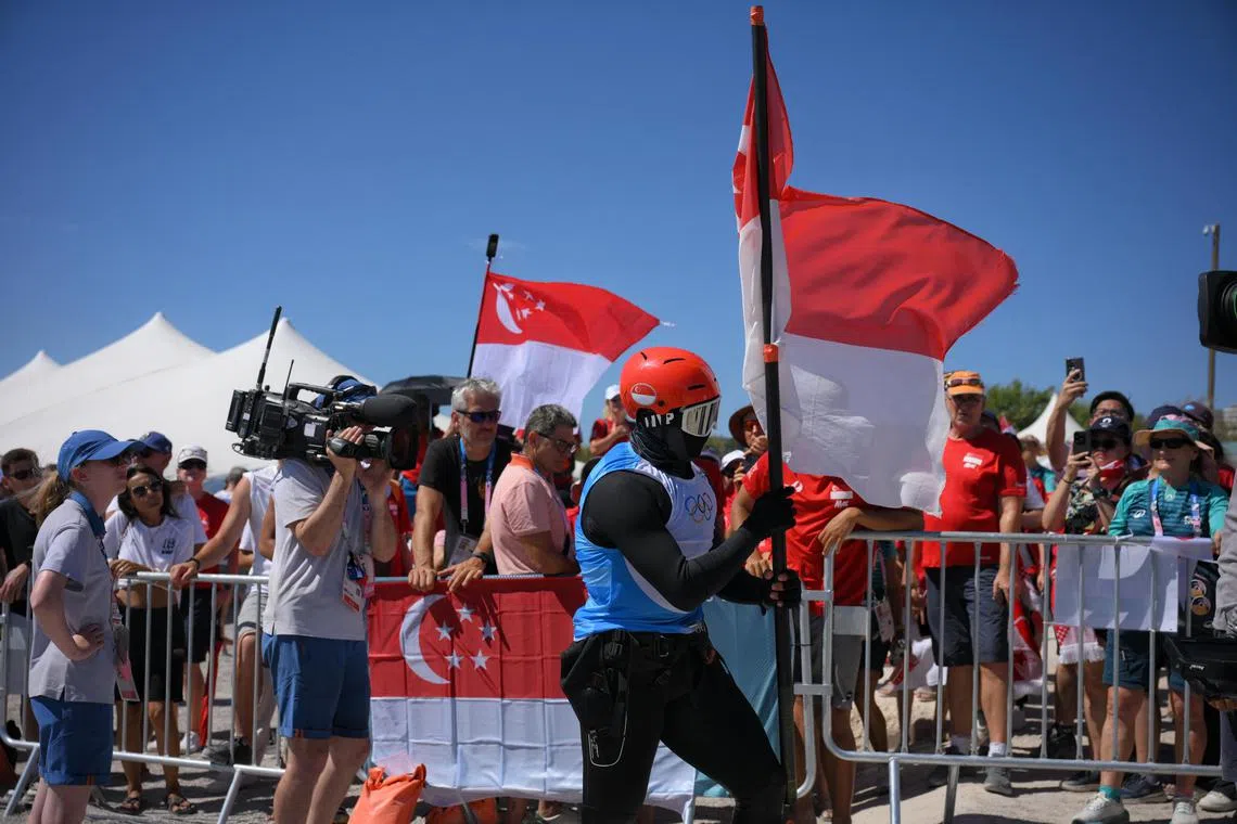 Maximilian Maeder clinching the bronze medal at the Paris Olympics on Aug 9.
