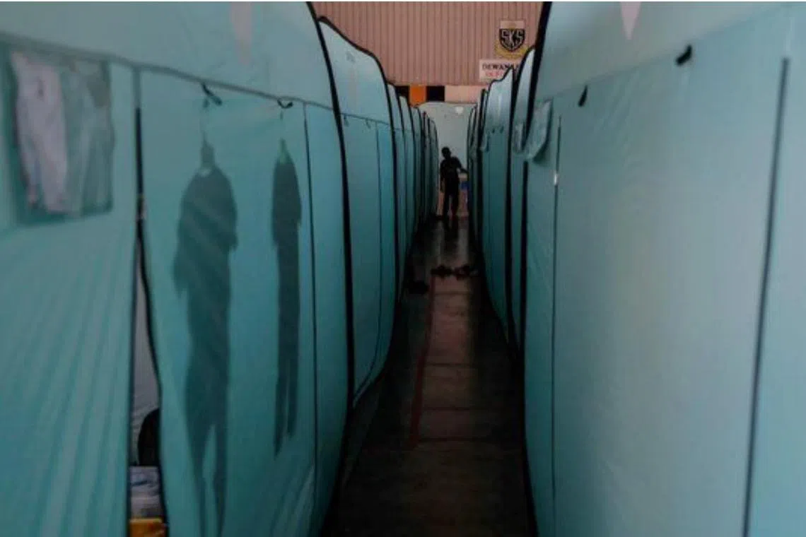 A total of 21,127 flood victims are currently housed at 83 temporary relief centres (PPS) in two flood-affected districts in Johor. 