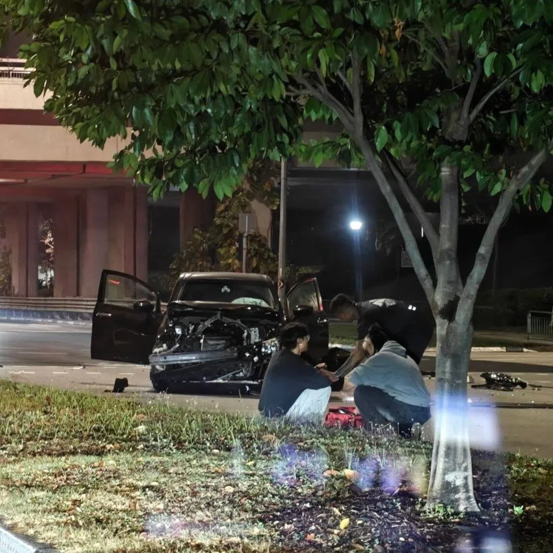 The police were alerted to an accident involving a car and a taxi along Ang Mo Kio Avenue 5 towards Buangkok Green at 1.45am on Sept 22.