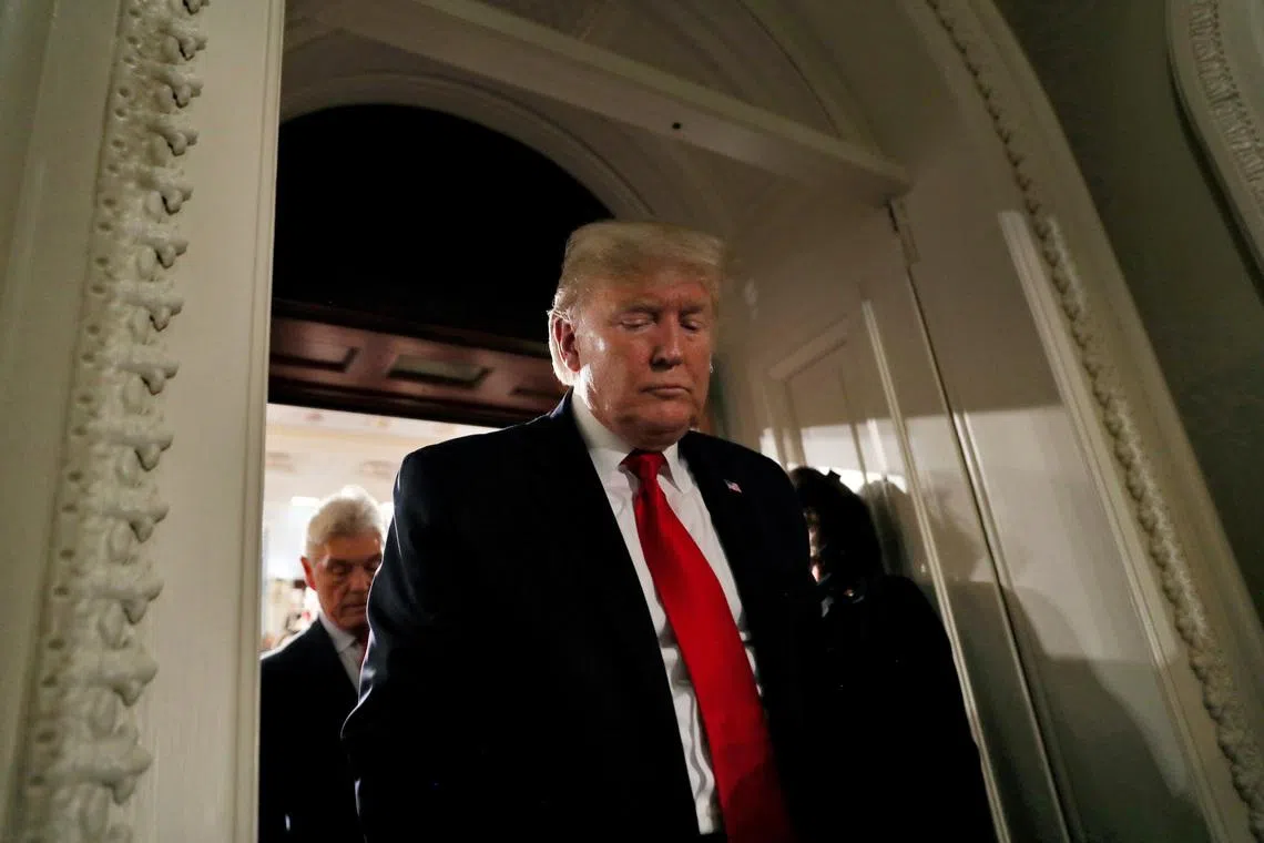 وطن نيوز – بعض الديمقراطيين يقاطعون خطاب ترامب عن الاتحاد من أجل التجمع