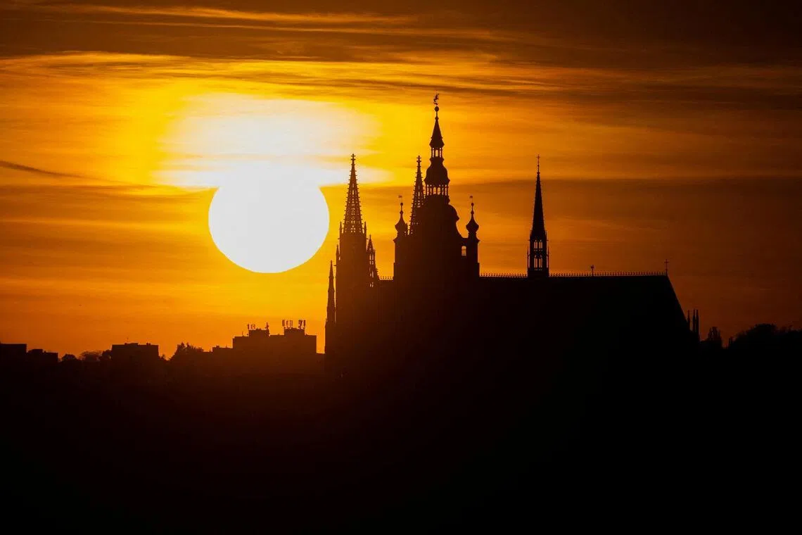 Unusually mild conditions are forecast to build in northern and central Europe in early May.