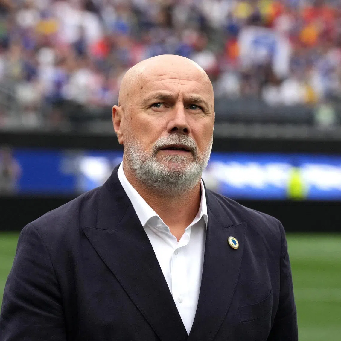 Soccer Football - FIFA World Cup 2026 - Group B - Switzerland v Bosnia and Herzegovina - Los Angeles Stadium, Inglewood, California, U.S. - June 18, 2026 Bosnia and Herzegovina coach Sergej Barbarez before the match IMAGN IMAGES via Reuters/Kirby Lee