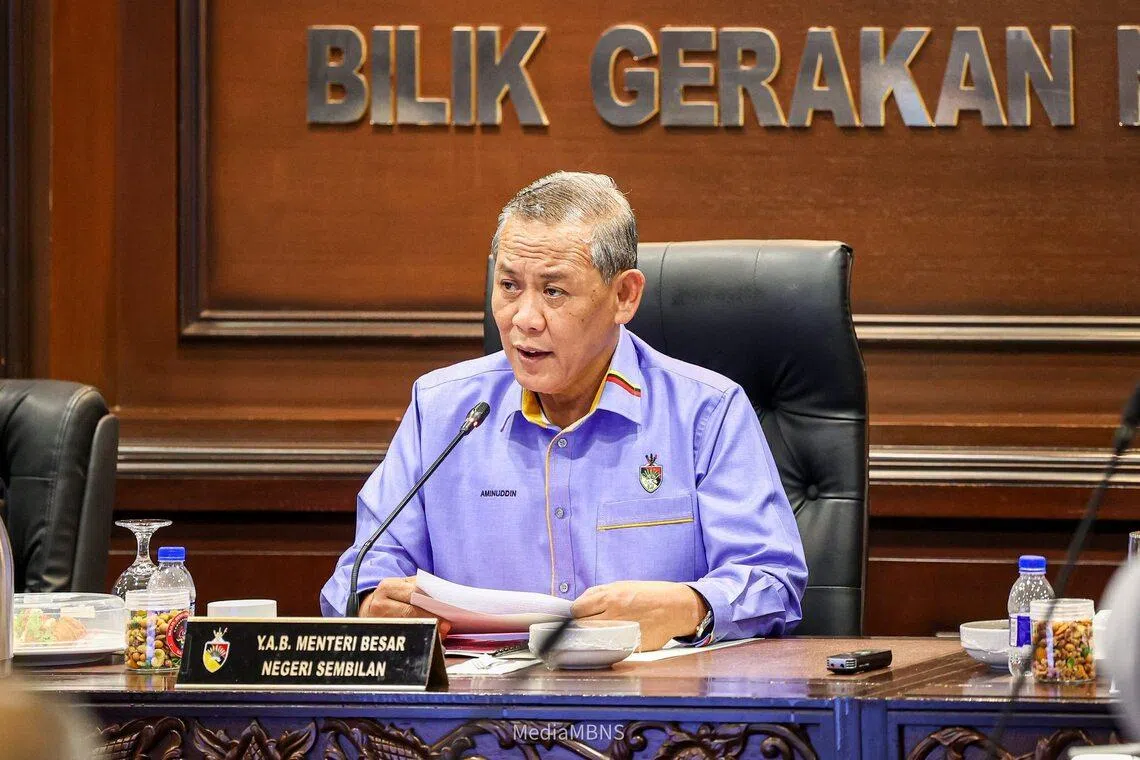 All 14 assemblymen from UMNO withdrew support for Negeri Sembilan’s chief minister Aminuddin Harun on April 27.