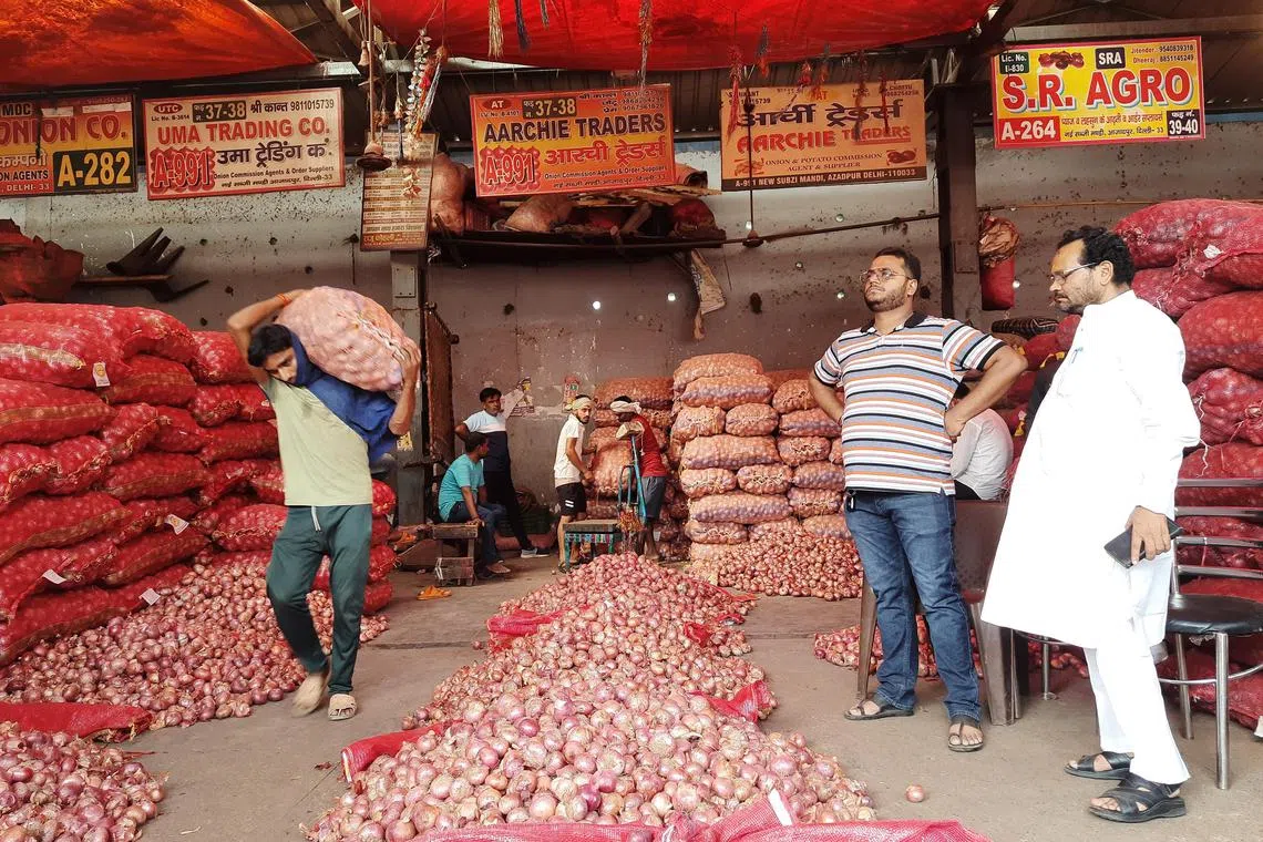 Overseas shipments of onions from India will be banned until March 31.