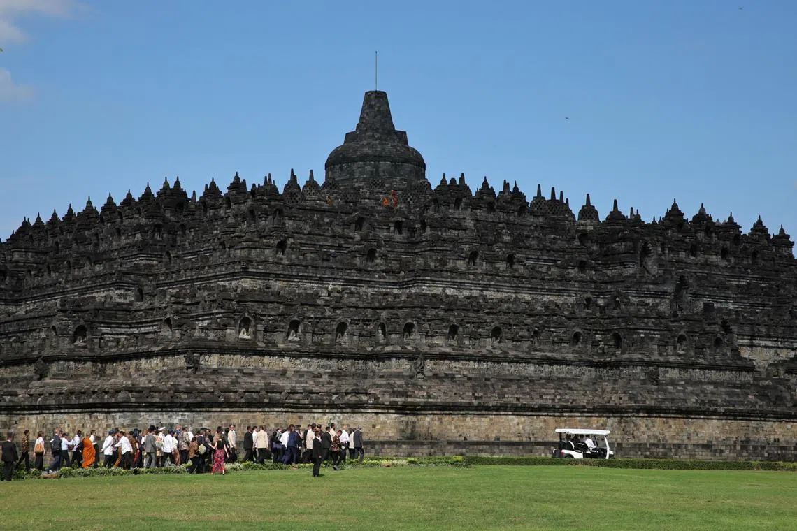 A temporary stairlift was installed ahead of French President Emmanuel Macron’s visit on May 29, which caused a heated debate in Indonesia. 