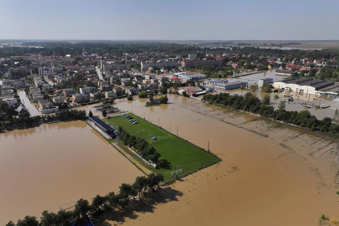 FILE PHOTO: A drone view shows a flooded area by Nysa Klodzka river in Lewin Brzeski, Poland September 17, 2024. REUTERS//Janis Laizans/File Photo
