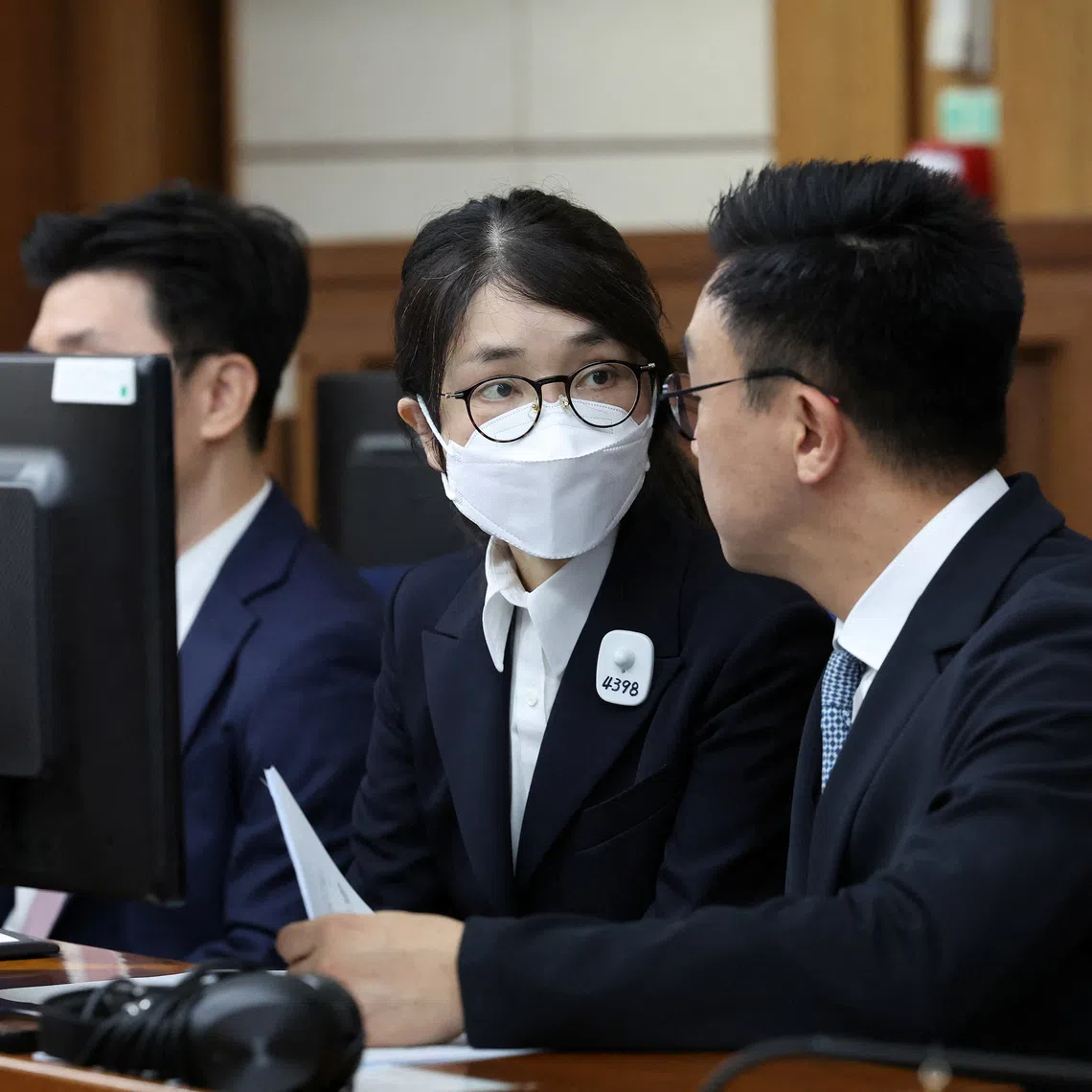 SEOUL, SOUTH KOREA - SEPTEMBER 24: Ex first lady Kim Keon-hee attends for her first trial hearing on corruption charges at a courtroom of the Seoul Central District Court on September 24, 2025 in Seoul, South Korea. The hearing is taking place after special counsel indicted Kim with physical detention on charges of violating the Capital Markets Act, the Political Funds Act and a law on the acceptance of bribes for mediation on Aug. 29. Chung Sung-Jun/Pool via REUTERS