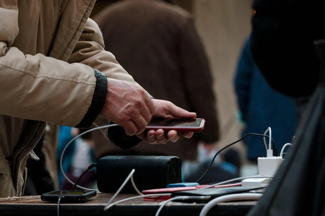 People with smartphones across Britain, including visiting tourists, will receive an alert on Sunday at 3pm. 