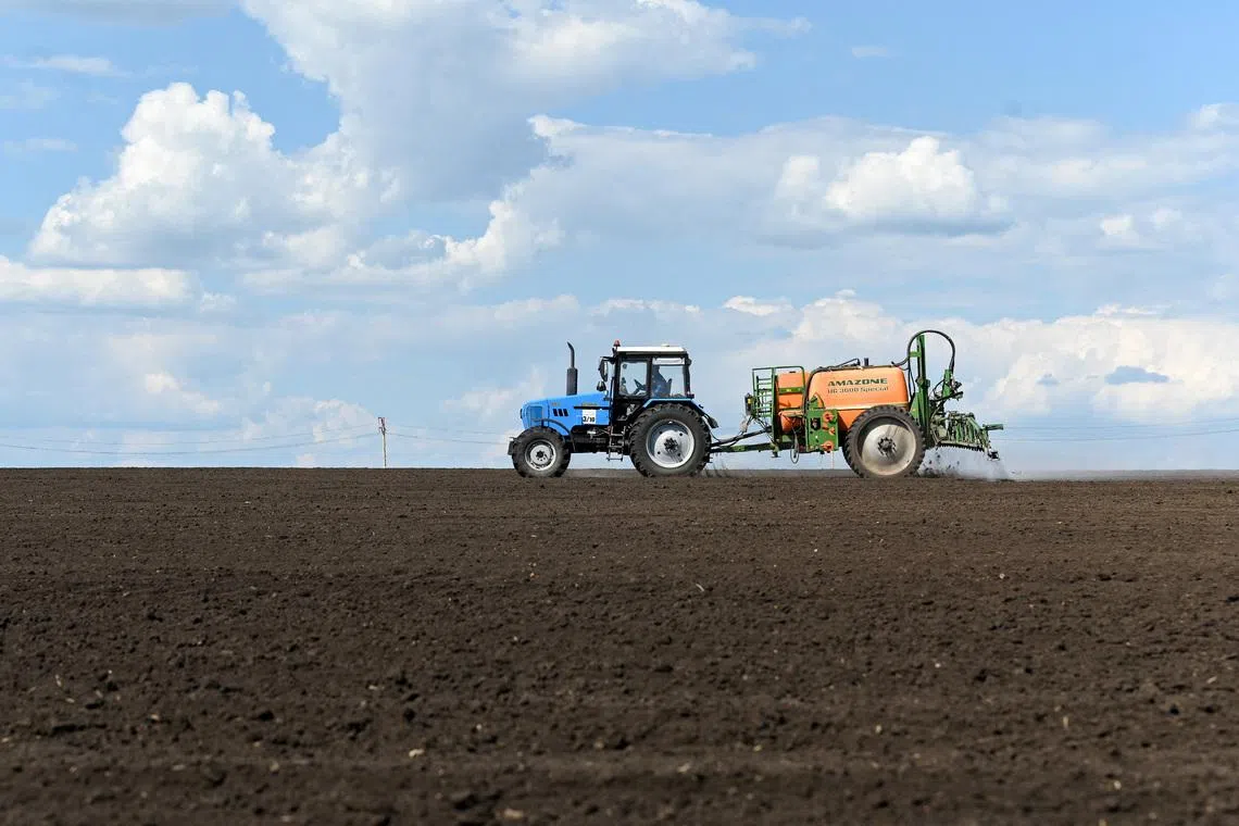 Russian farmers complain of mobile internet shutdowns amid spring planting