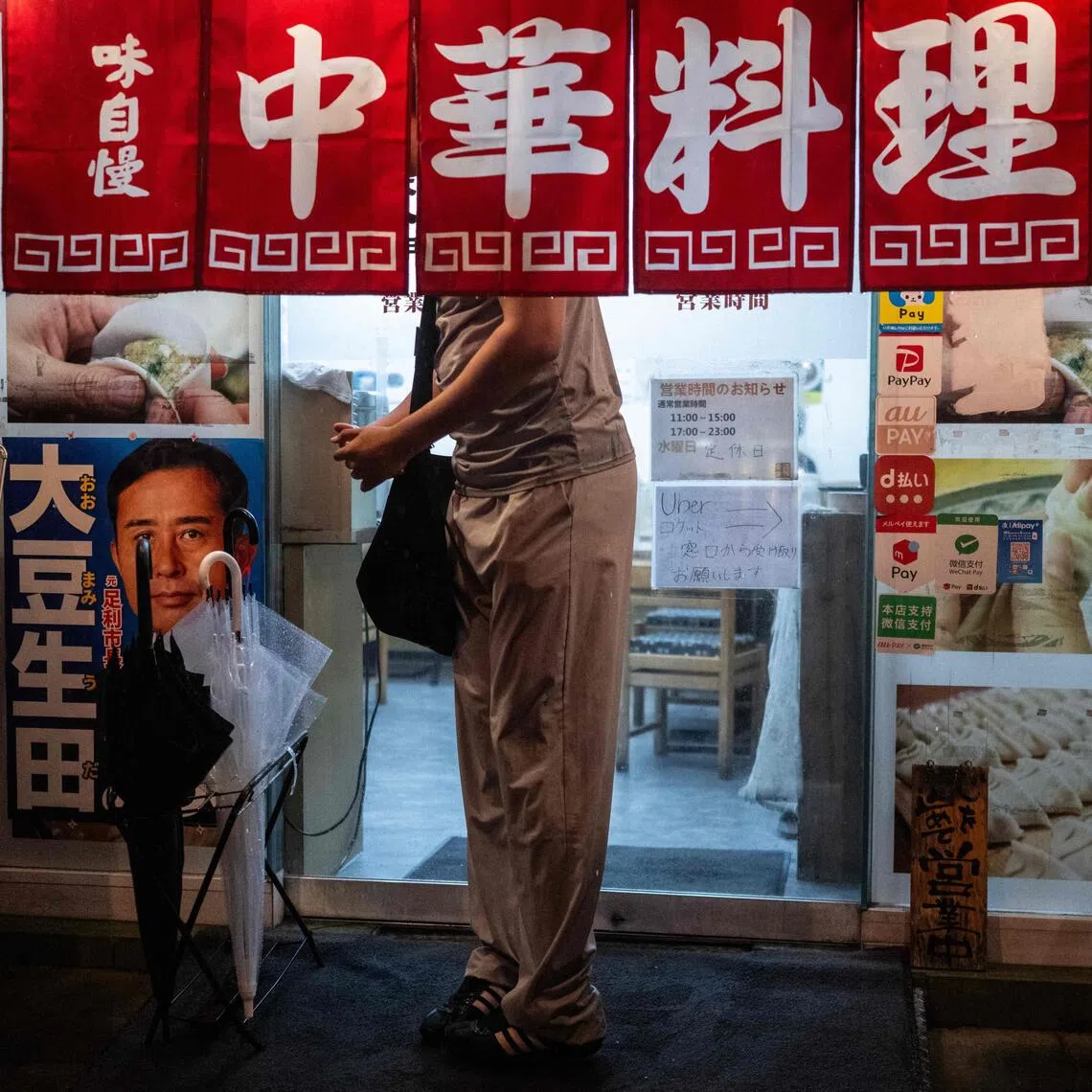 About 100 restaurants in Japan have adopted SuiSui, a reserved ticketing system in which customers get priority entry by paying a fee.