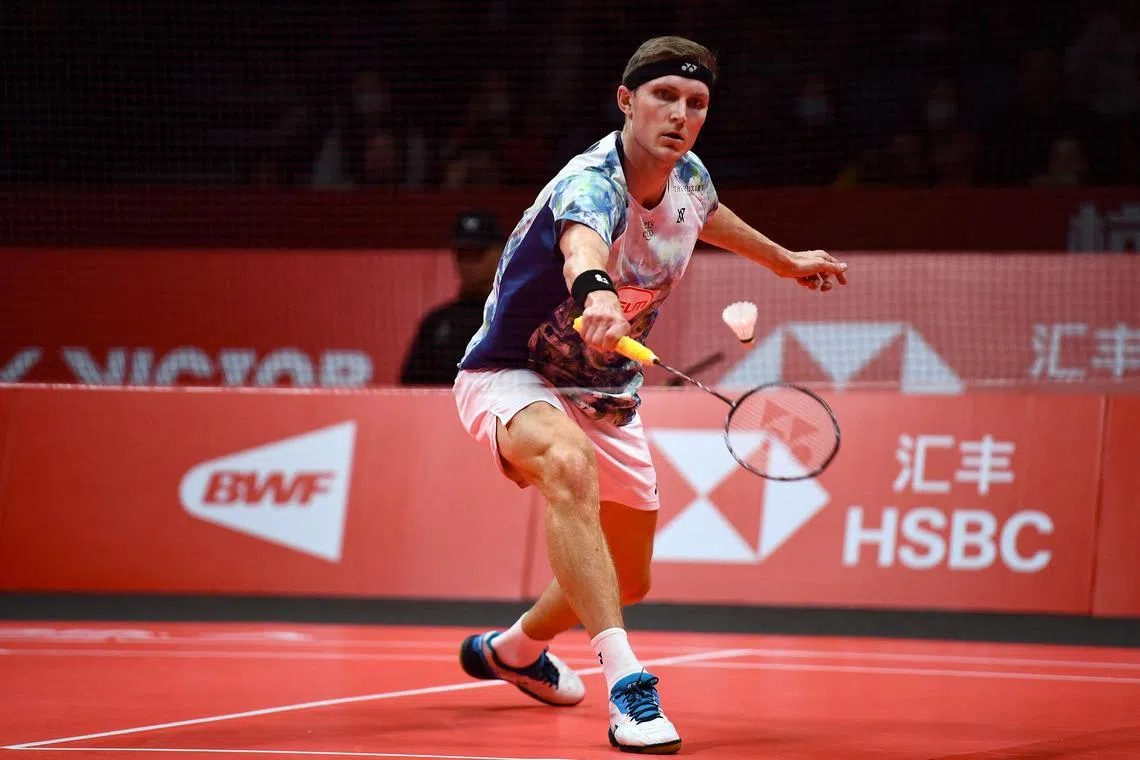 In this episode, Viktor Axelsen talks about overcoming negativity and outlines his aspirations for the year 2024.