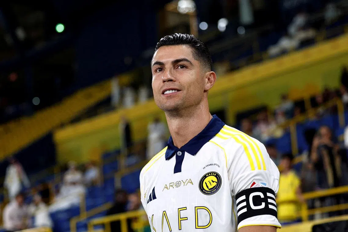 FILE PHOTO: Soccer Football - Saudi Pro League - Al Nassr v Al Khaleej - Al-Awwal Park, Riyadh, Saudi Arabia - May 21, 2025 Al Nassr's Cristiano Ronaldo before the match REUTERS/Hamad I Mohammed/File Photo