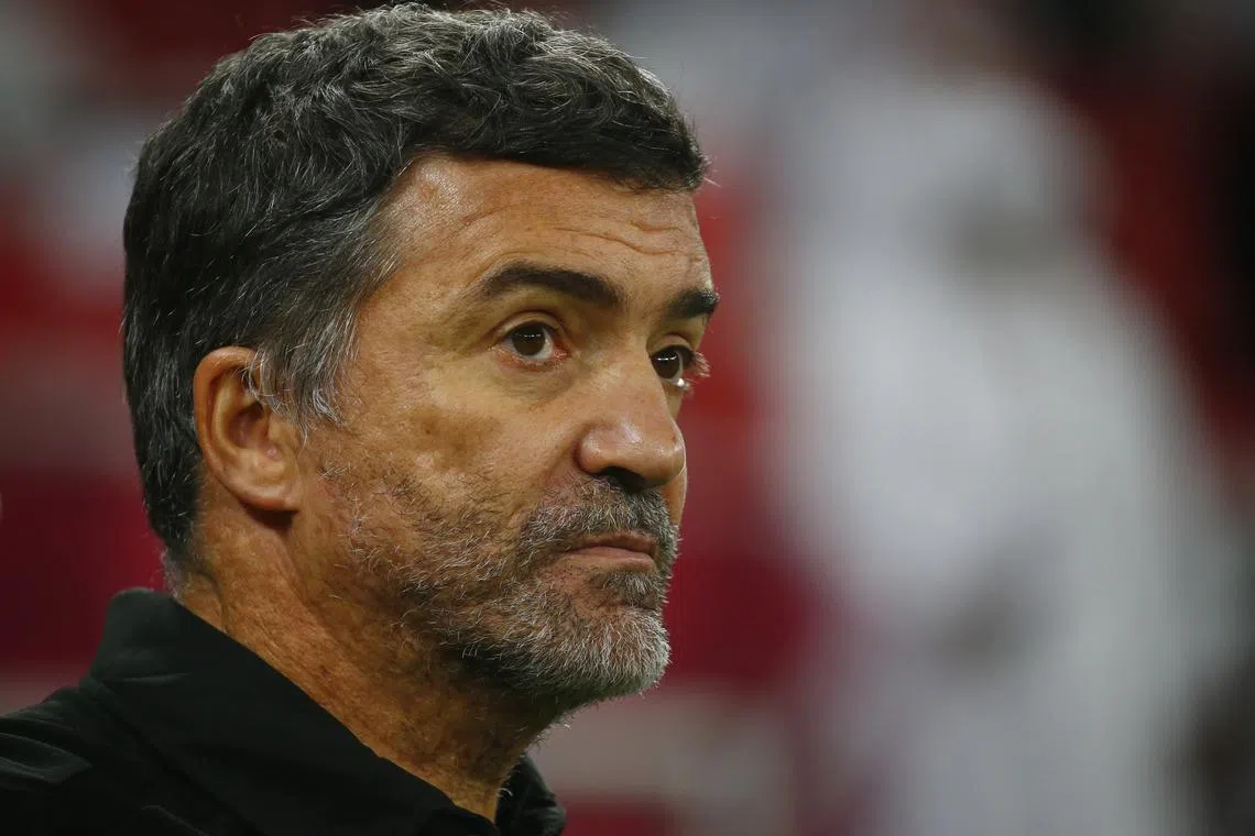 FILE PHOTO: Soccer Football - Arab Cup - Group A - Oman v Bahrain - Ahmed bin Ali Stadium, Al Rayyan, Qatar - December 6, 2021  Bahrain coach Helio Sousa before the match REUTERS/Amr Abdallah Dalsh/File Photo