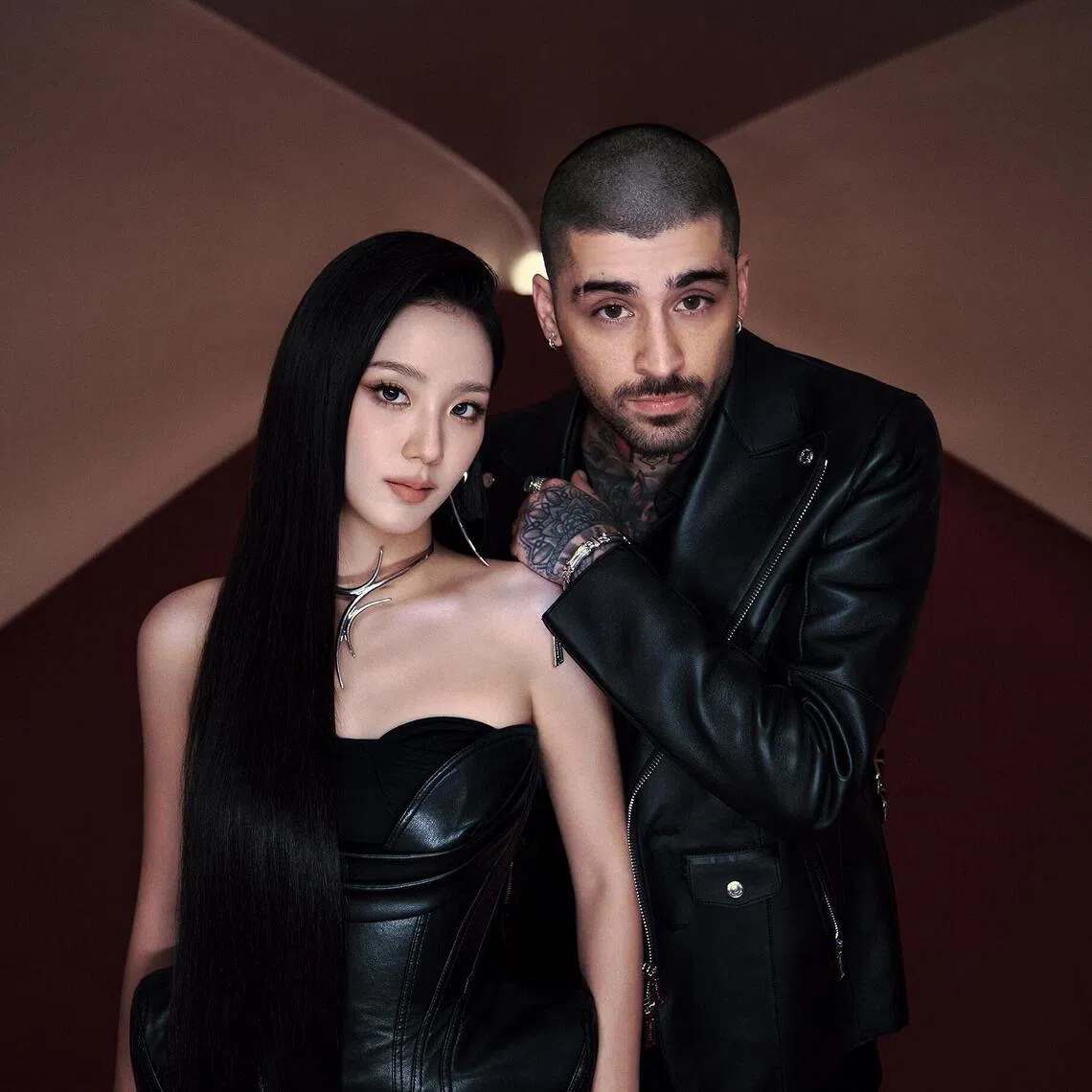 Blackpink's Jisoo debuted on Billboard's Hot 100 for the first time as a solo artist when her single Eyes Closed, featuring British singer Zayn, hit the main songs chart at No. 72.