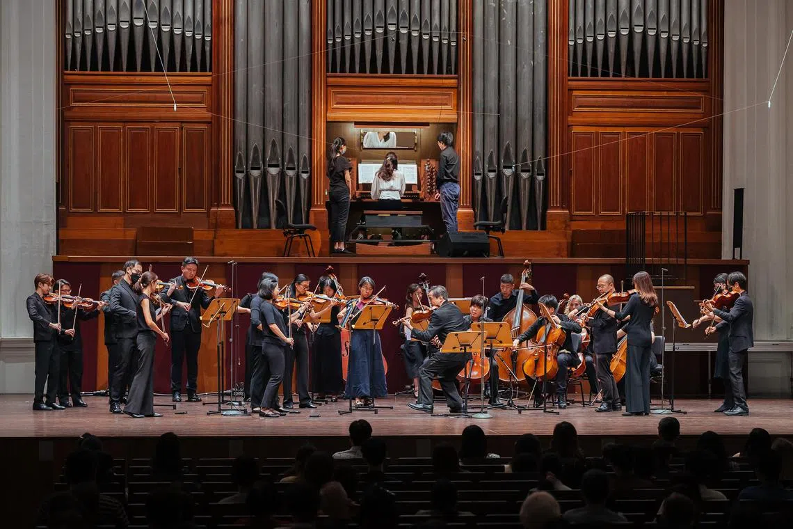The SSO Organ Series: Musical Souvenirs concert featured homegrown musician Koh Jia Hwei and re:mix string ensemble. 