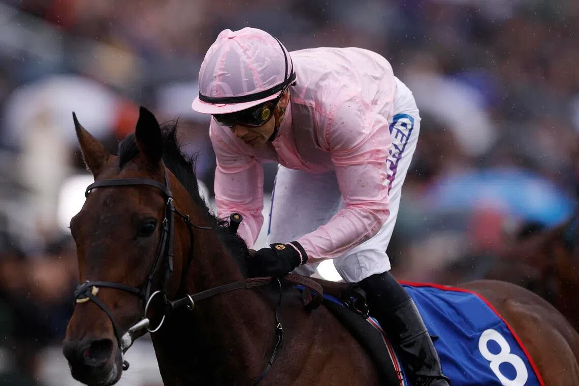 Christmas Day ridden by Ronan Whelan wins the Betfred Derby 
