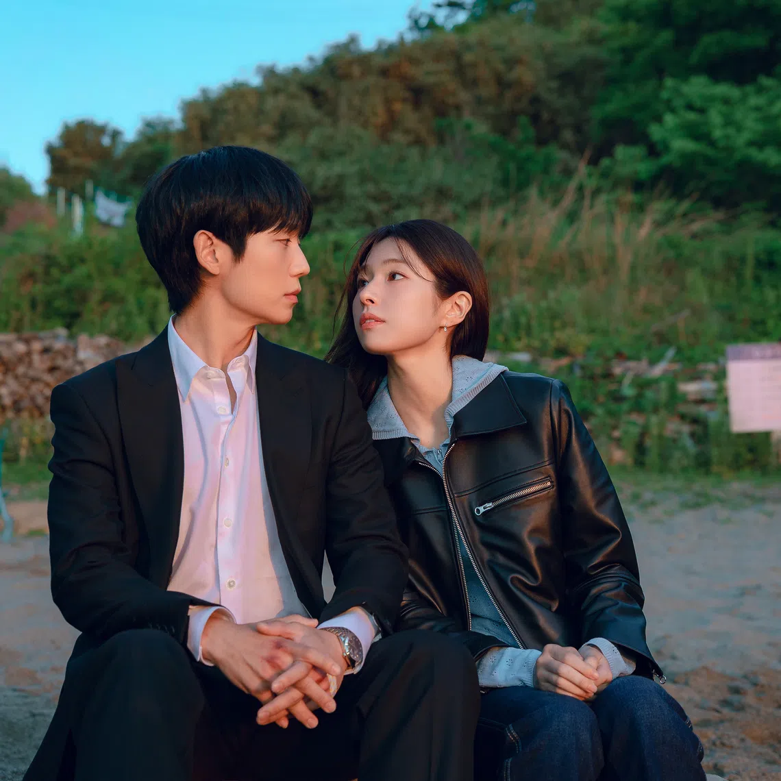 Jung Hae-in (left) as Jang Tae-ha and Ha Young as Go Eun-sae in Our Sticky Love.