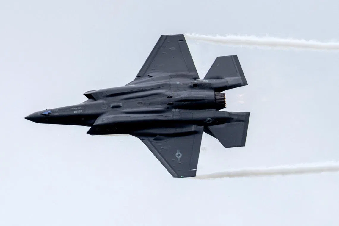 FILE PHOTO: A Lockheed Martin F-35 fighter jet performs during the International Aerospace Exhibition ILA on the opening day at Schoenefeld Airport in Berlin, Germany June 5, 2024. REUTERS/Axel Schmidt/File photo