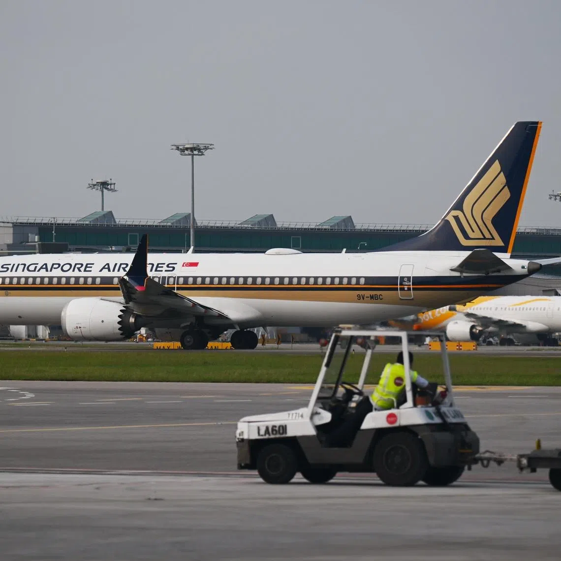Under the pact, the carriers “plan to coordinate flight schedules, explore joint fare products, and pursue joint marketing and revenue-sharing arrangements”.