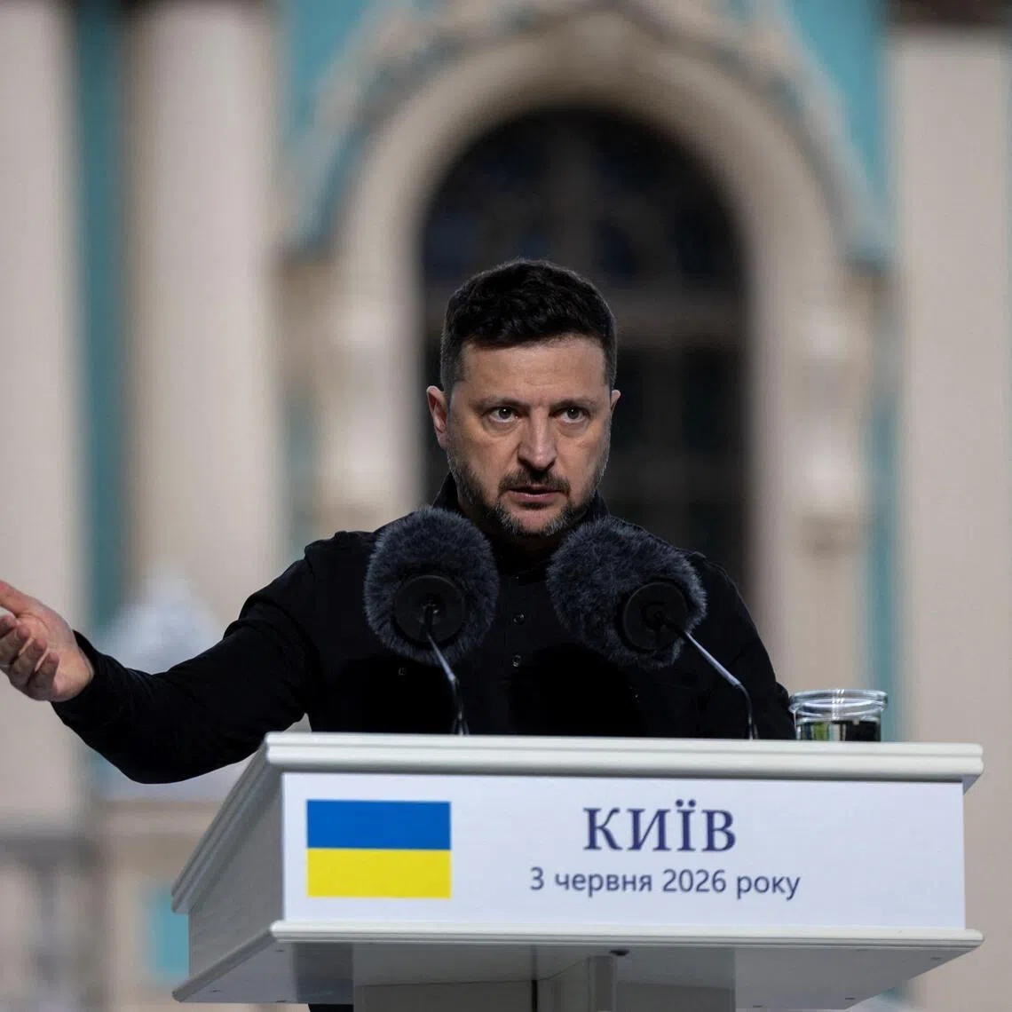 Ukrainian President Volodymyr Zelensky published his open letter as Russia's Putin was briefing foreign news editors at Russia’s premier business event.