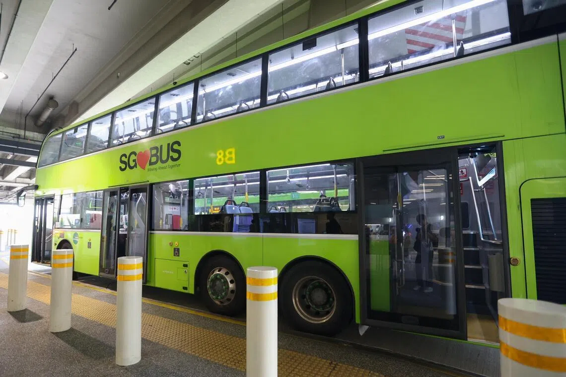 ST20260430_202610800697/Jasel Poh/esbus

A route 969 bus with three doors at Woodlands Bus Interchange on April 30, 2026.