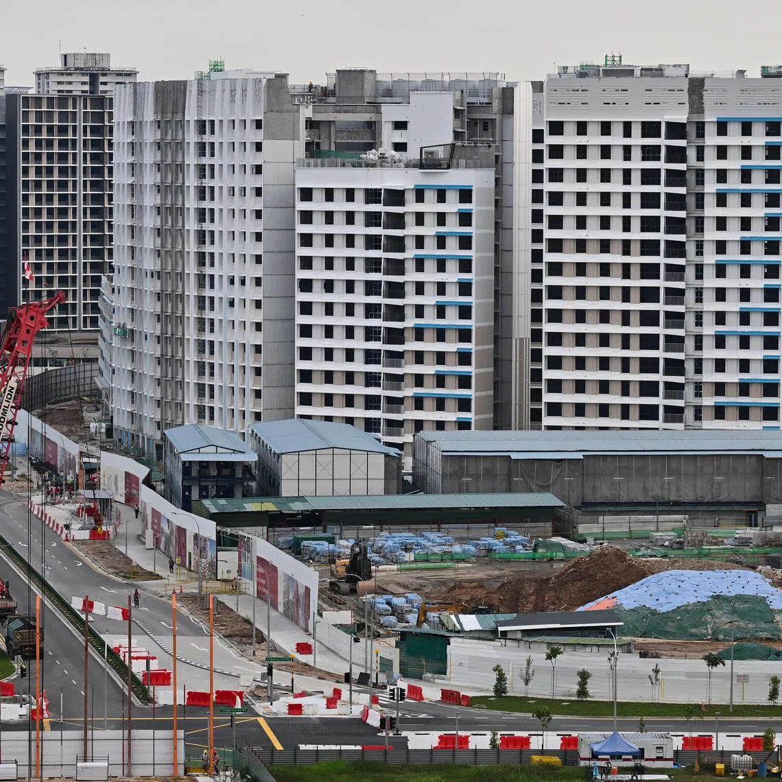 ST20250401-202598000277-Lim Yaohui-Aqil Hamzah-dstamp03/
Tampines GreenQuartz HDB BTO flats under construction next to Tampines Street 94 and 95 and Bedok Reservoir Road on April 1, 2025.
For Tampines constituency report on April 3, 2025.
(ST PHOTO: LIM YAOHUI)