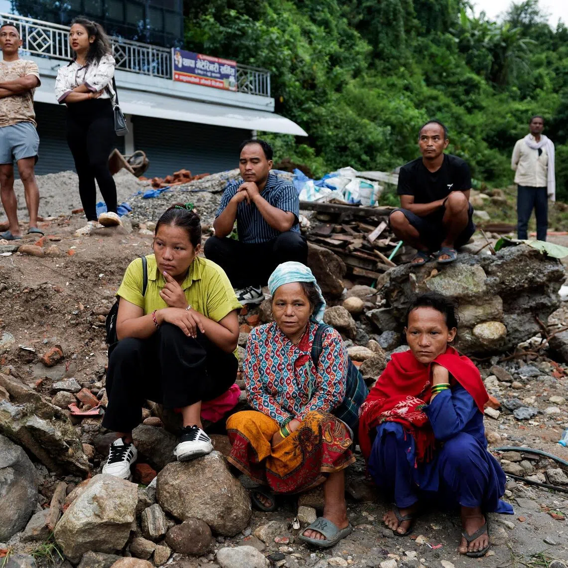 More than 1,000 people including at least 600 foreigners are missing across Nepal and China’s Tibet.