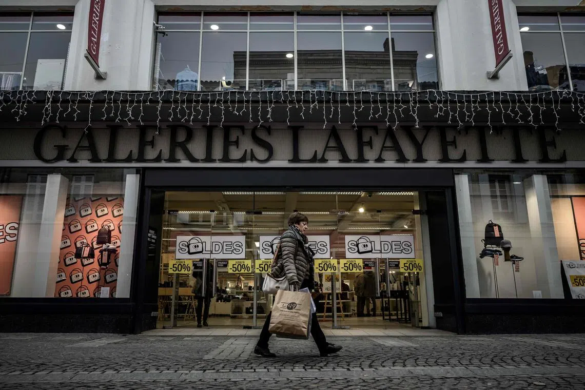 France's economy is now set to record zero growth in the first quarter, compared with a previous estimate in February of 0.2 per cent growth.