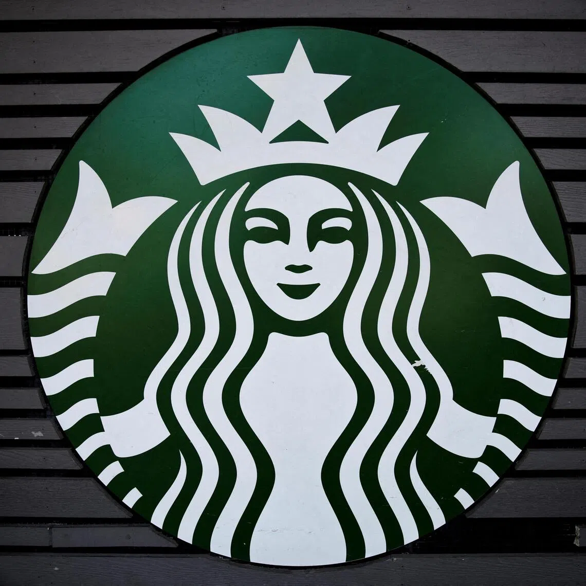 Federal law prohibits Starbucks from using “sugar-free” to describe beverages containing more than 0.5g of sugar per 12-ounce serving.