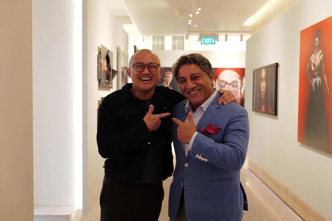 Photographer Geoff Ang and Mr Sunil Kaur, Asia-Pacific managing director of Leica Camera. 