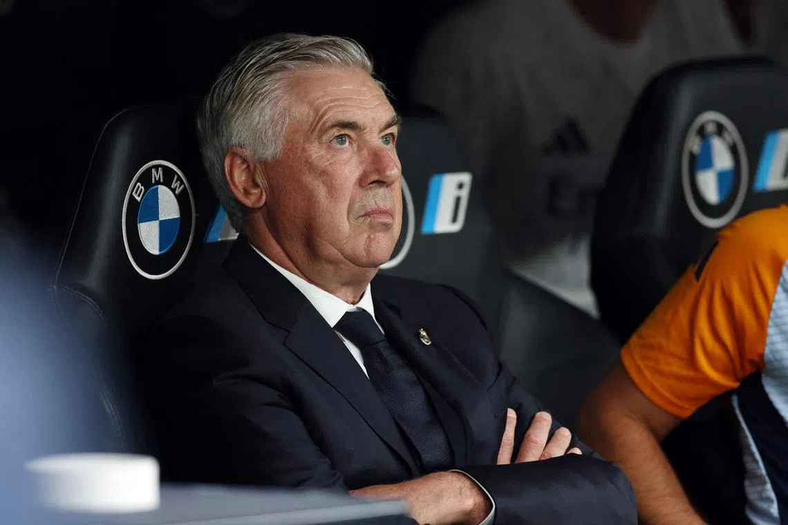 Soccer Football - LaLiga - Real Madrid v Real Valladolid - Santiago Bernabeu, Madrid, Spain - August 25, 2024 Real Madrid coach Carlo Ancelotti before the match REUTERS/Violeta Santos Moura