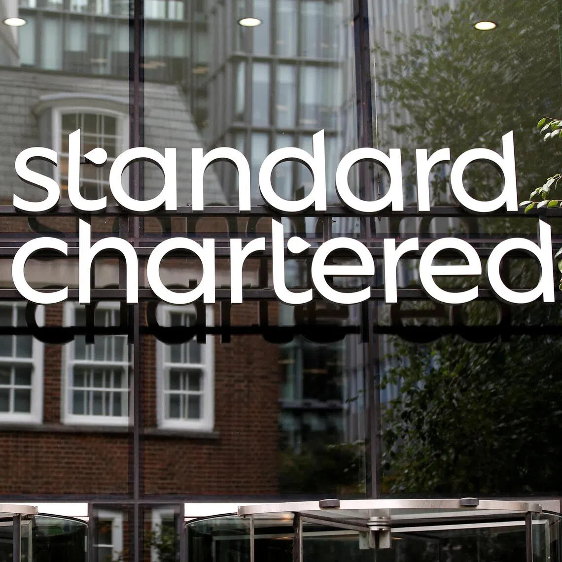 Like many banks in Hong Kong, Standard Chartered is riding a boom in the wealth business.
