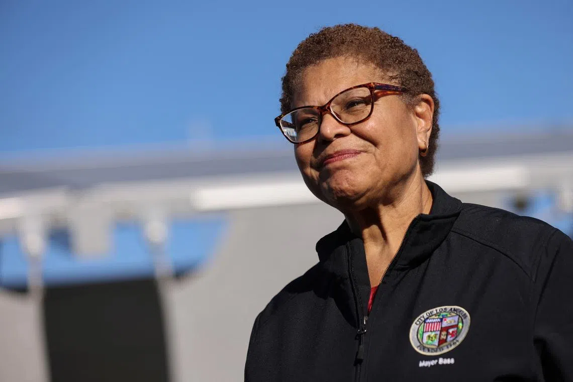 FILE PHOTO: Los Angeles Mayor Karen Bass looks on during a visit the Hilda L. Solis Care First Village to see the interim housing built from shipping containers in Los Angeles, California, U.S.,  February 7, 2023.  REUTERS/Mike Blake/File Photo