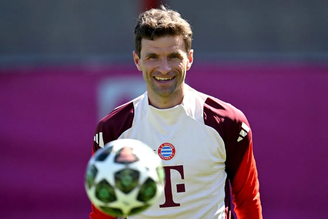 FILE PHOTO: Soccer Football - Champions League - Bayern Munich Training - Saebener Strasse, Munich, Germany - April 7, 2025 Bayern Munich's Thomas Mueller during training REUTERS/Angelika Warmuth/File Photo