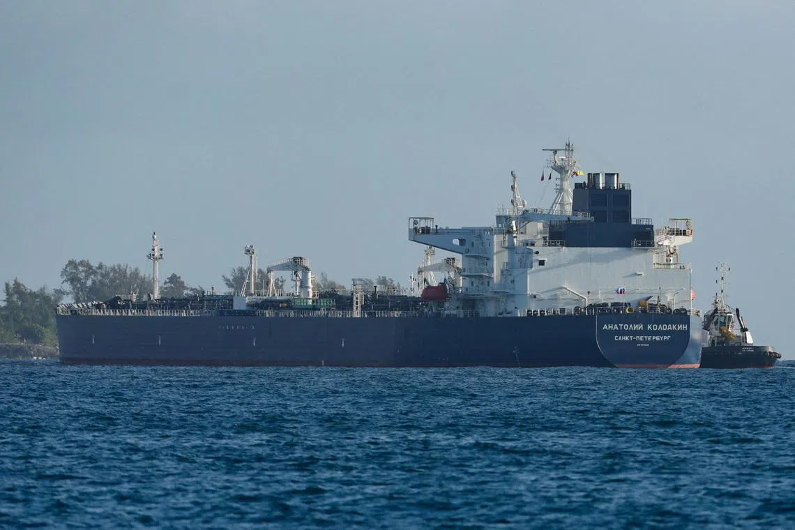 Russian diplomat: Moscow will not abandon Cuba, help with energy