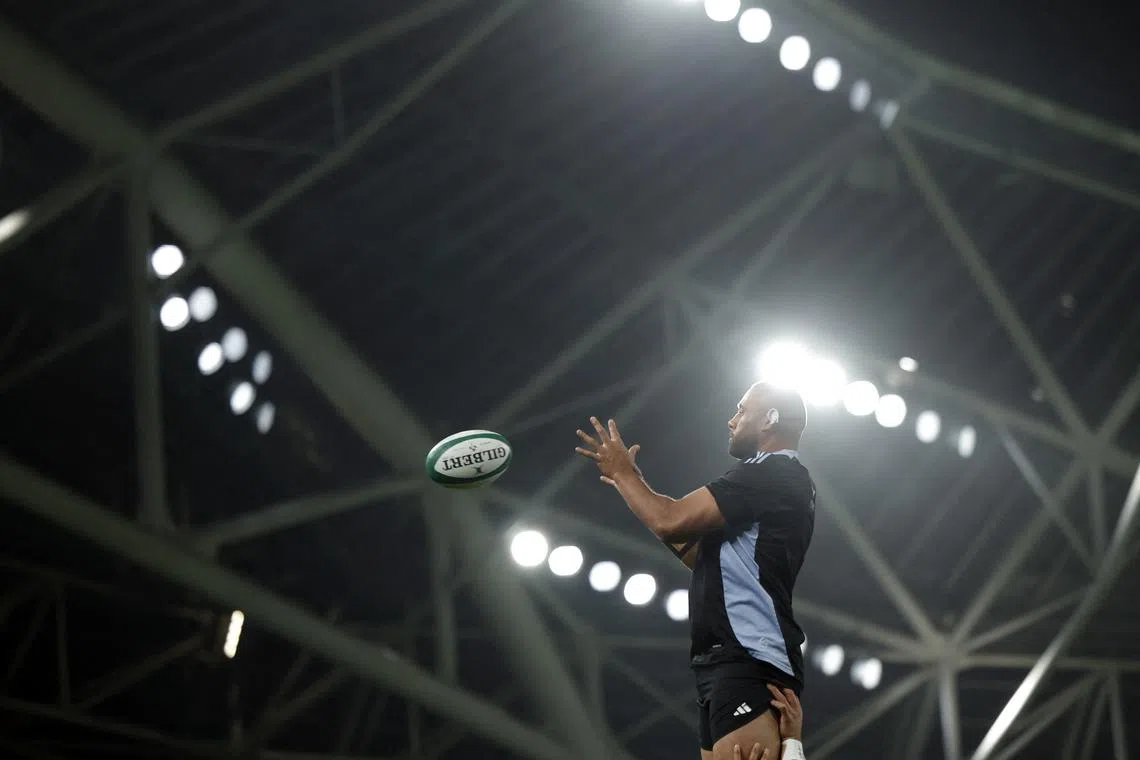 Rugby Union - Autumn Internationals - Ireland v New Zealand - Aviva Stadium, Dublin, Ireland - November 8, 2024 New Zealand's Ofa Tu'ungafasi during the warm up before the match REUTERS/Clodagh Kilcoyne