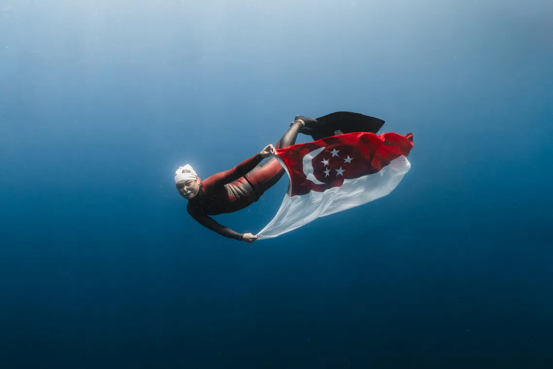 Singaporean freediver Patricia Ong commemorates National Day with a national record