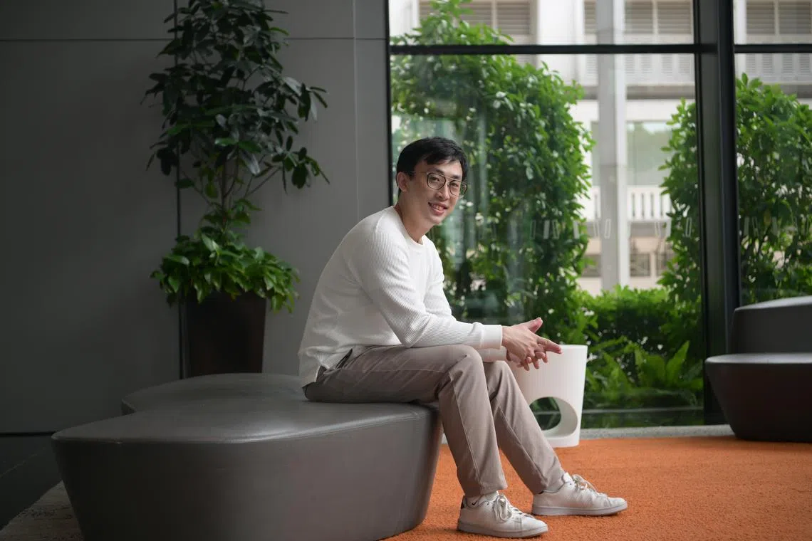 Entrepreneur Edmund Chong runs a business called HustleVenture, a finance and side hustle newsletter.