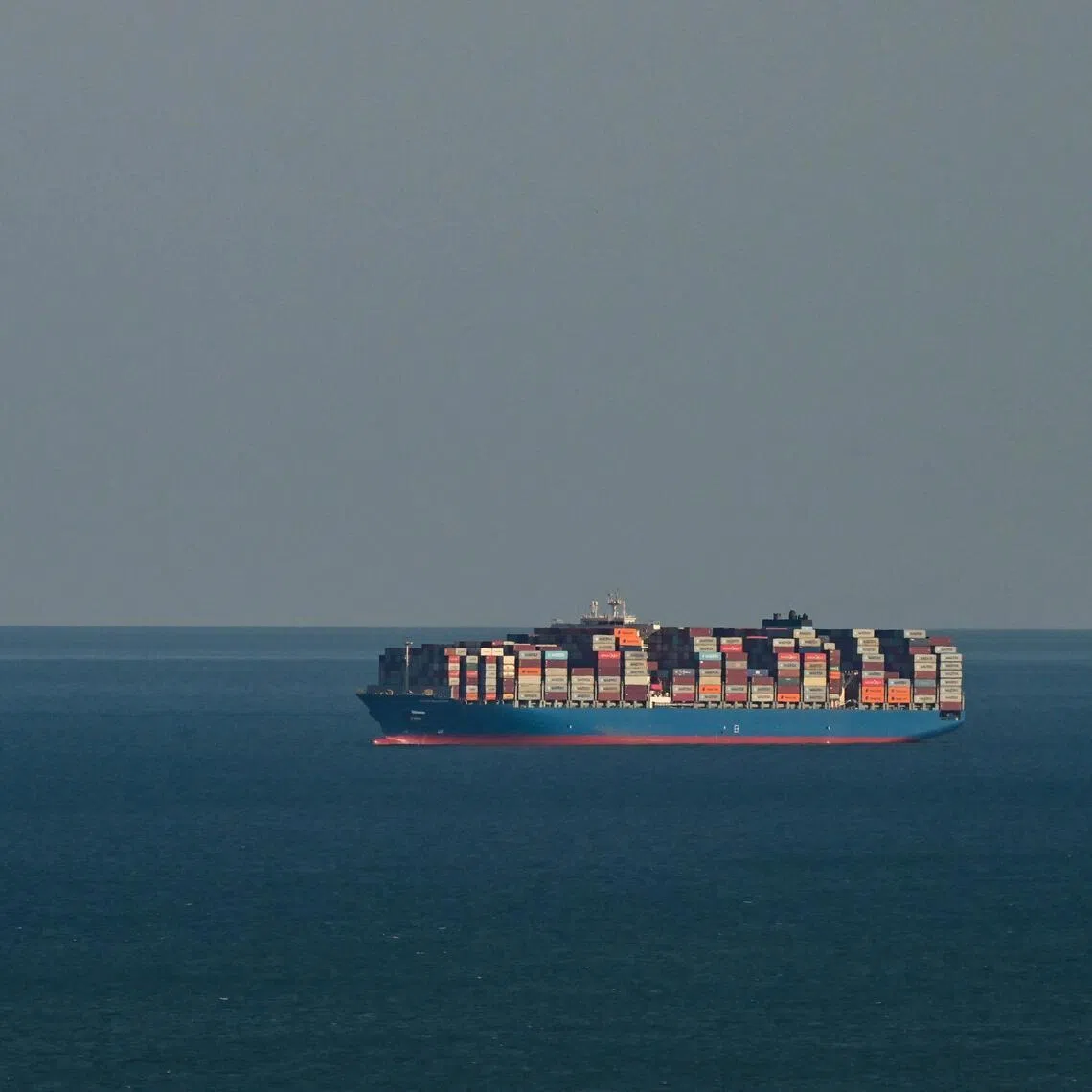 Maersk will temporarily take over operation of two ports on the Panama Canal.