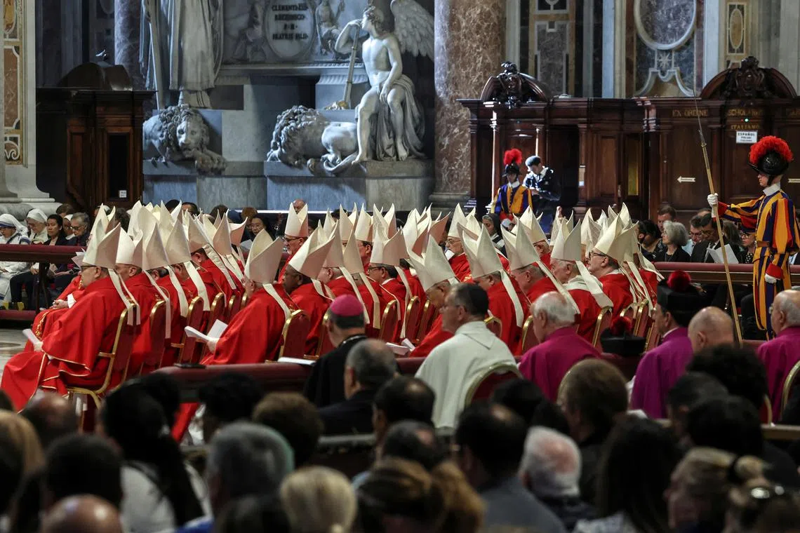 Cardinals attend a mourning Mass for Pope Francis on the fifth day of Novendiali (nine days of mourning after the Pope's funeral) at St. Peter's Basilica at the Vatican, April 30, 2025. REUTERS/Louisa Gouliamaki