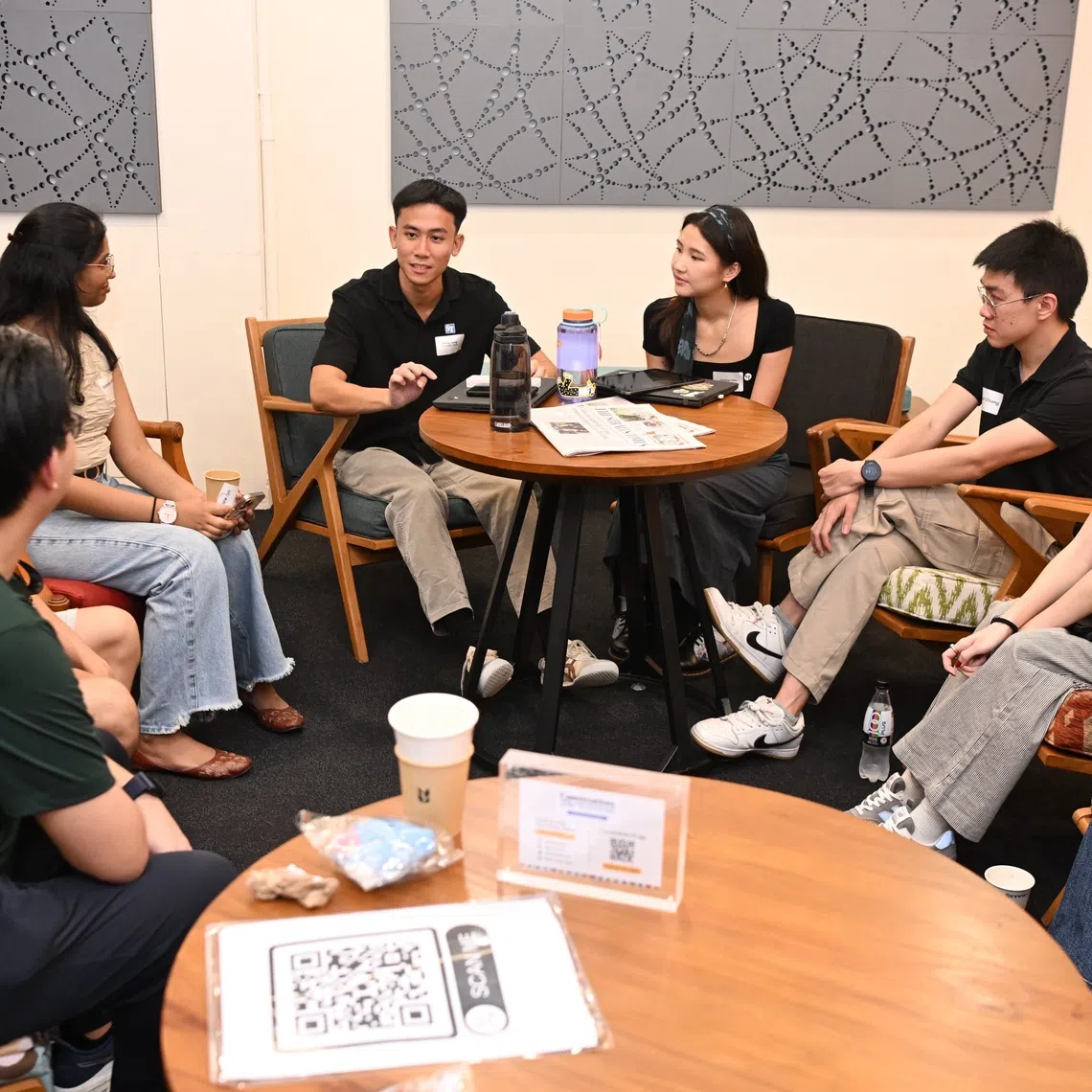 ST journalists Wong Yang (centre, left) and Christie Chiu (centre, right), with participants at the fifth edition of Conversations with ST.