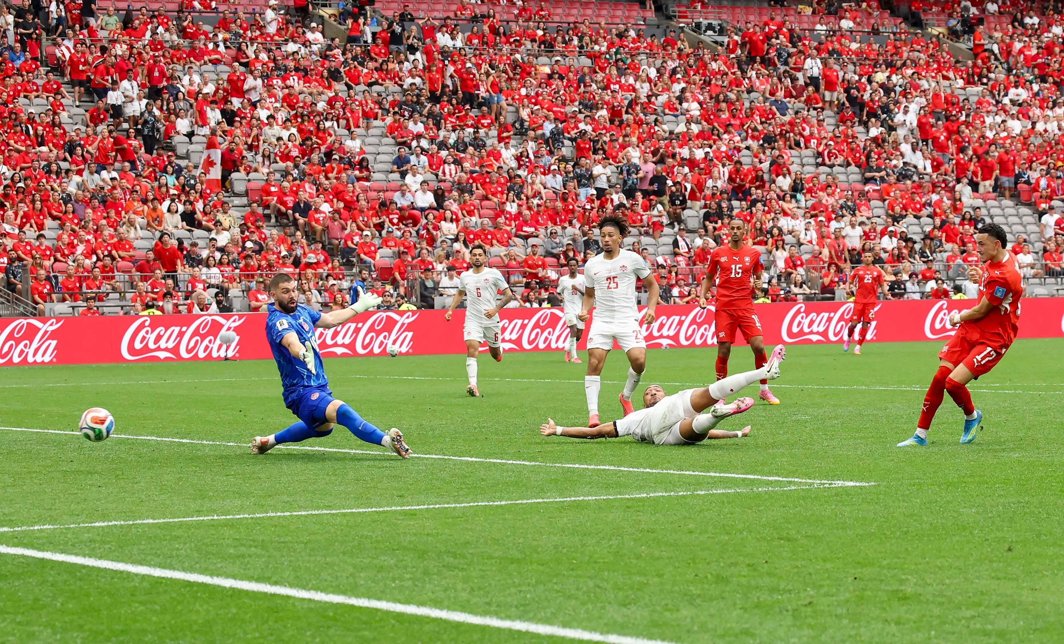 VANCOUVER, BRITISH COLUMBIA - JUNE 24: Ruben Vargas #17 of Switzerland scores his team's first goal during the FIFA World Cup 2026 Group B match between Switzerland and Canada at BC Place Vancouver on June 24, 2026 in Vancouver, British Columbia.   Alex Grimm/Getty Images/AFP (Photo by ALEX GRIMM / GETTY IMAGES NORTH AMERICA / Getty Images via AFP)