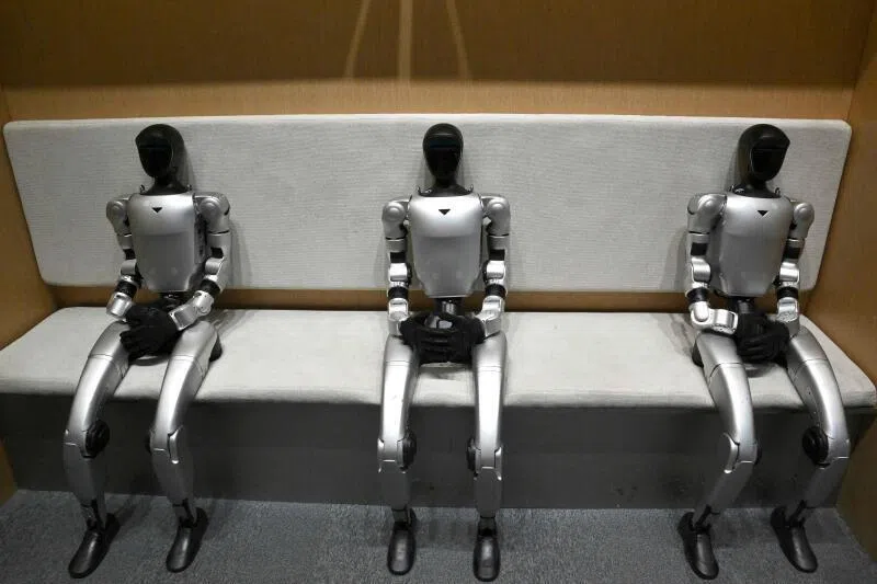 They look increasingly like us but humanoid robots still don't have much stamina.
