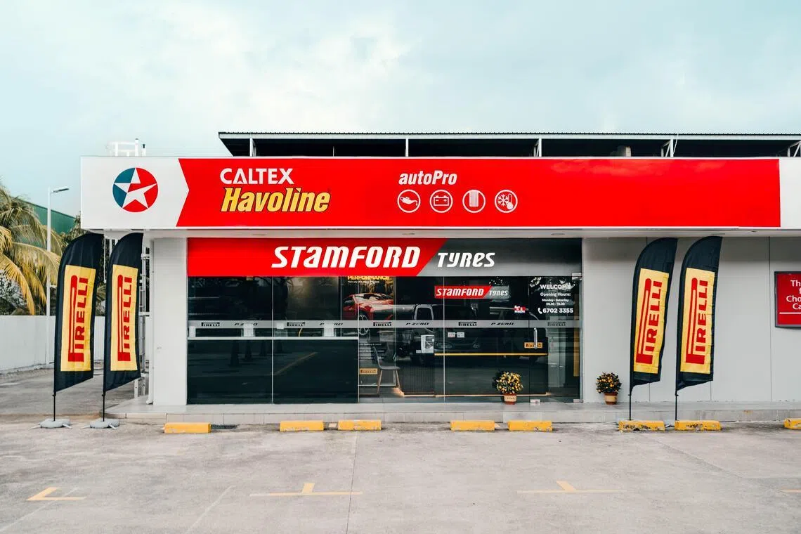 ntfast27 - Stamford Tyres opens its first Pirelli-branded collaborative store in Singapore. 

CREDIT: STAMFORD TYRES