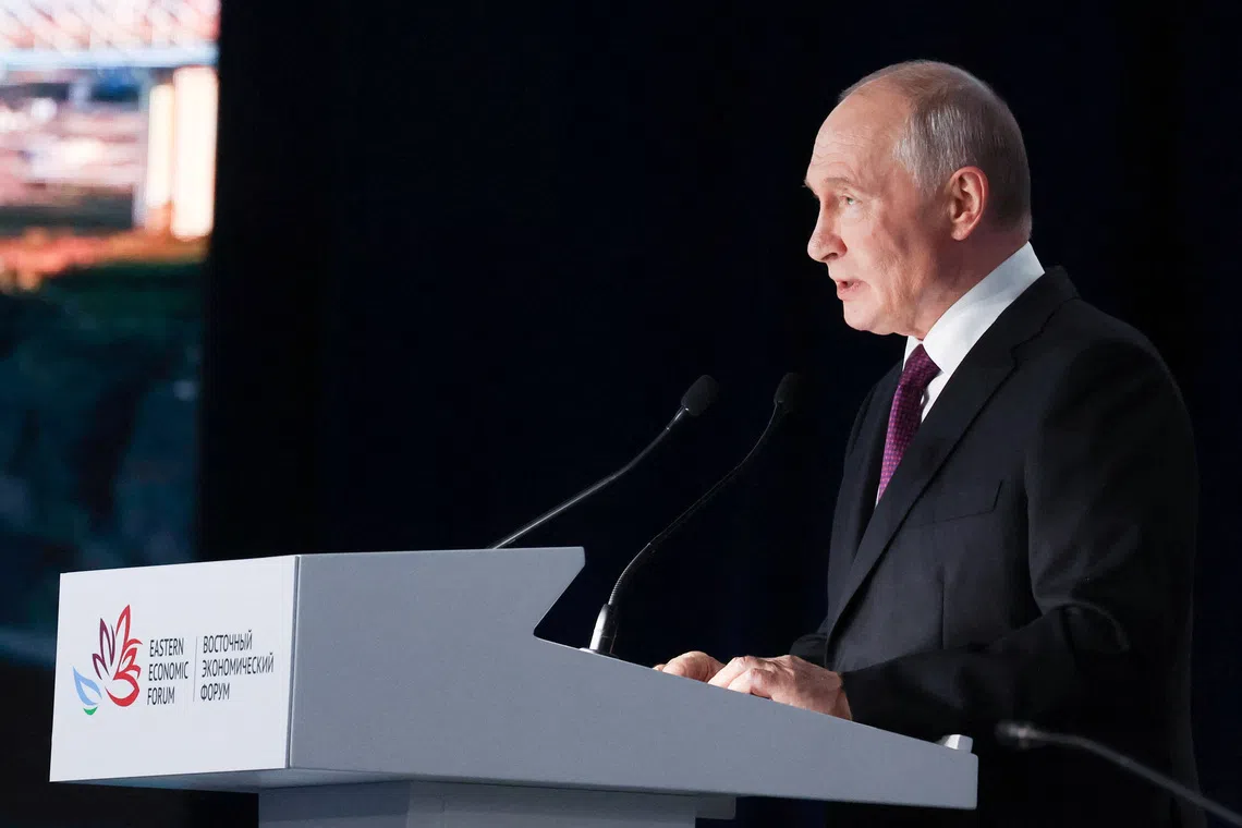 Russian President Vladimir Putin said a number of countries including the US and China were ready to support a peace settlement.