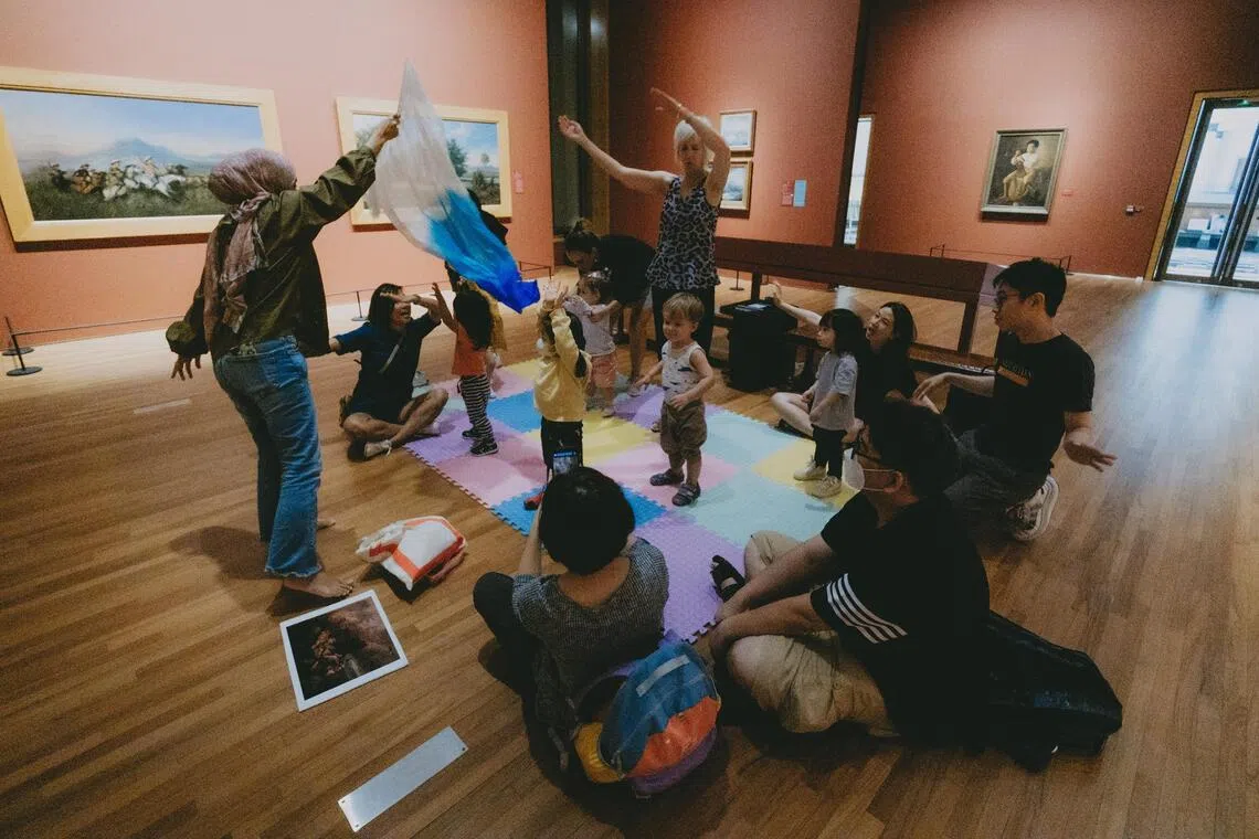 NGS' GalleryToddlers! encourages children to engage with art.
