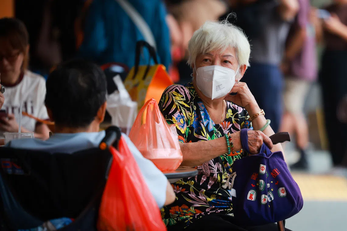 Other than N95 masks, KF94, FFP2 and KN95 masks can reduce exposure to haze particles.