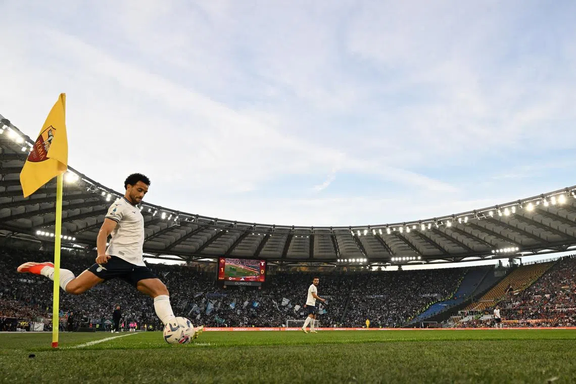 Soccer Football - Serie A - AS Roma v Lazio - Stadio Olimpico, Rome, Italy - April 6, 2024  Lazio's Felipe Anderson in action REUTERS/Alberto Lingria